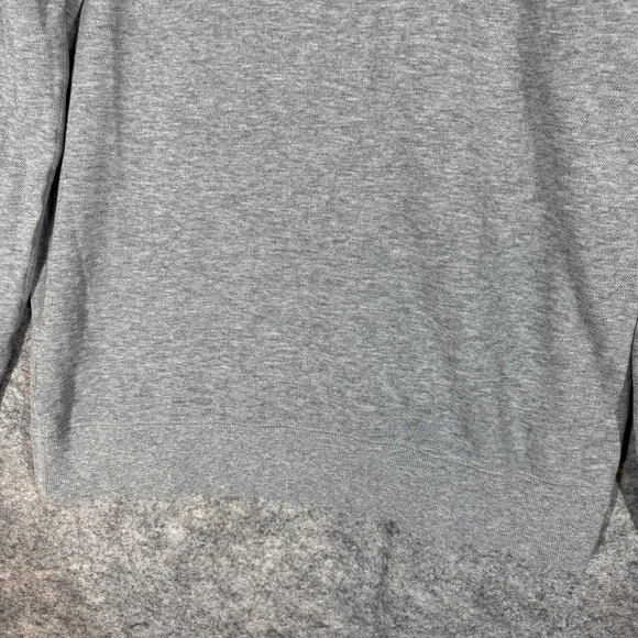 Vuori Gray Long Sleeve Sweatshirt Crewneck Pocket Athleisure Pullover Size M - Picture 12 of 15